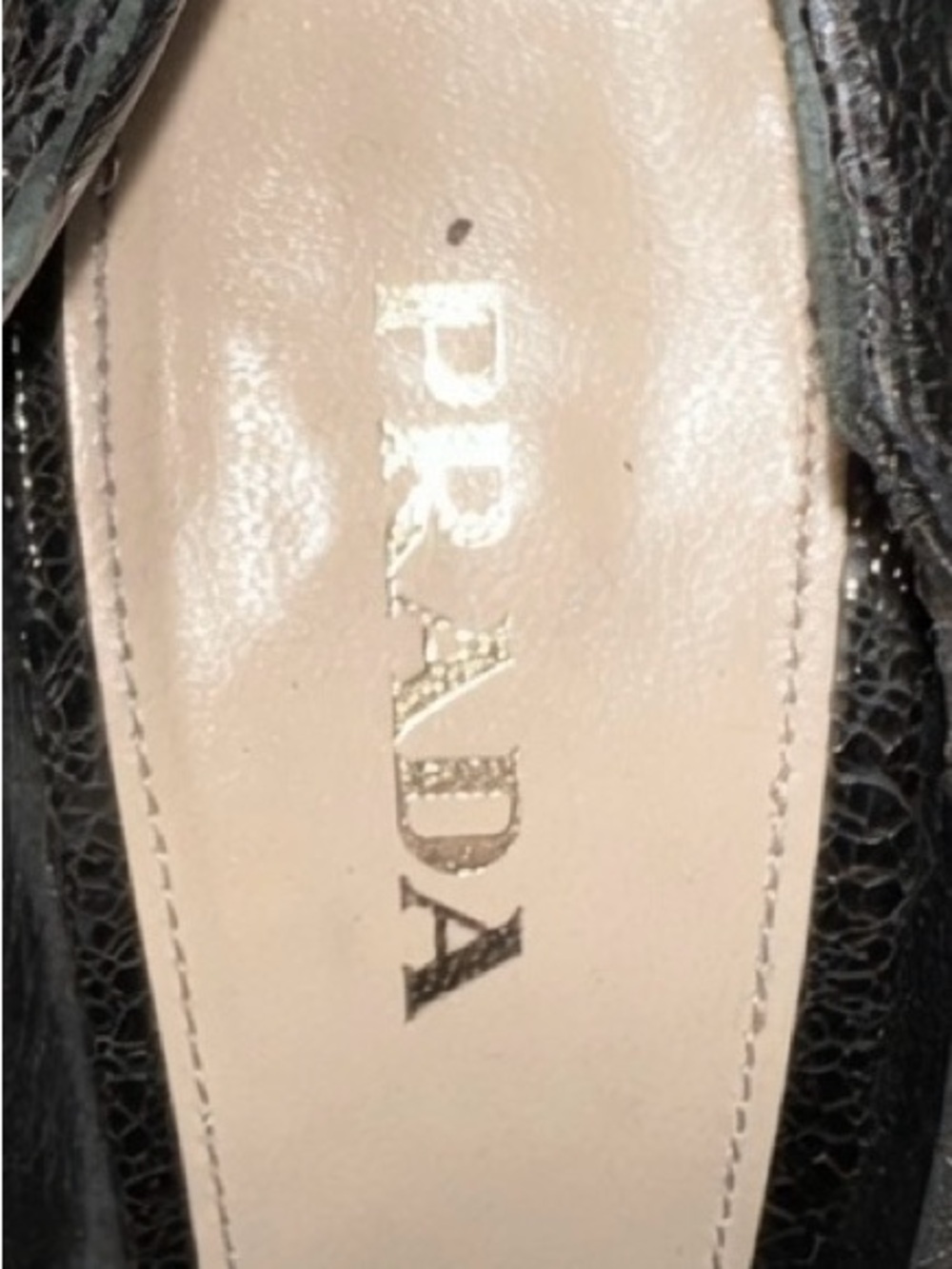 Vintage PRADA Circa 1990’s Black Leather Mary Jane Platform Pumps!
Never Worn!! - Picture 7 of 9